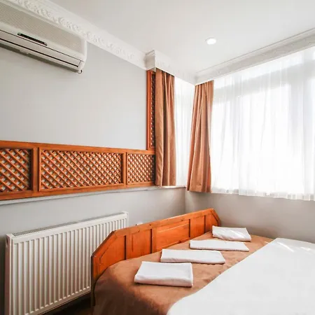 Hotel Boutique California 2*